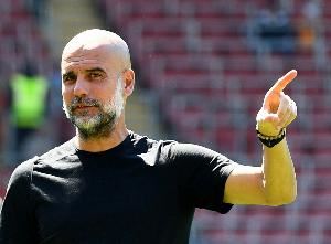 瓜迪奥拉：福登脚踝受了点伤 京多安&赖因德斯可以踢后腰