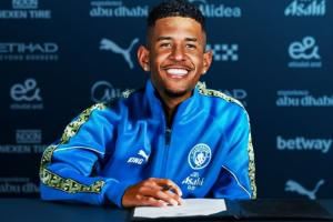 Here we go！罗马诺：曼城将与21岁巴西边锋萨维尼奥续约至2031年