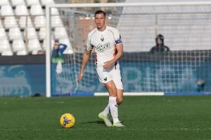 记者：国米关注萨索洛中卫伊泽斯和穆哈雷莫维奇