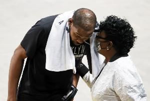 哈哈!杜兰特:我曾想放弃篮球 教练和我妈说不打球就去学芭蕾